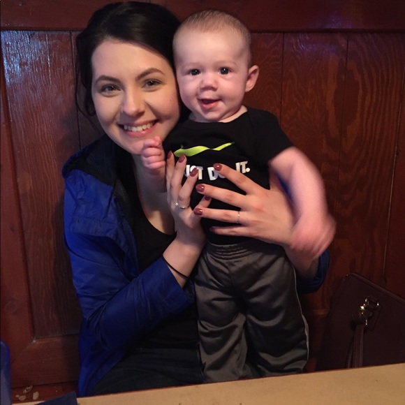 Meet your Posher, Katie - Picture 1 of 1